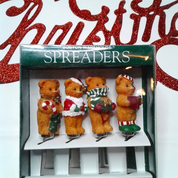 Boston Warehouse Other - Boston Warehouse Festive Christmas Bears Set of 4 Stainless Spreaders New In Box